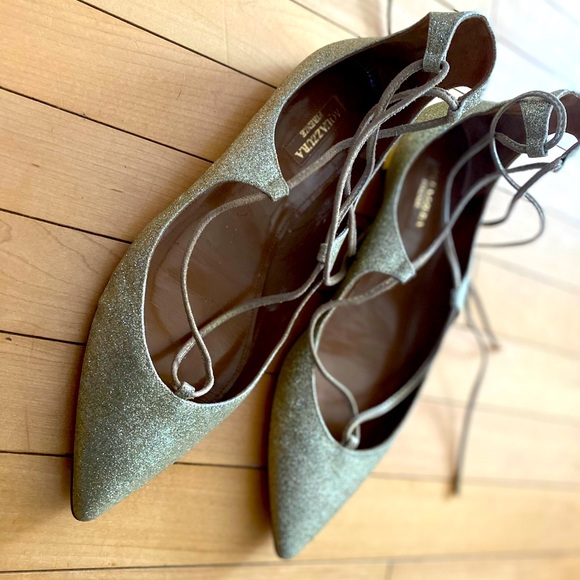 Light Gold Aquazzura Glitter Sparkle Flats - Picture 1 of 2